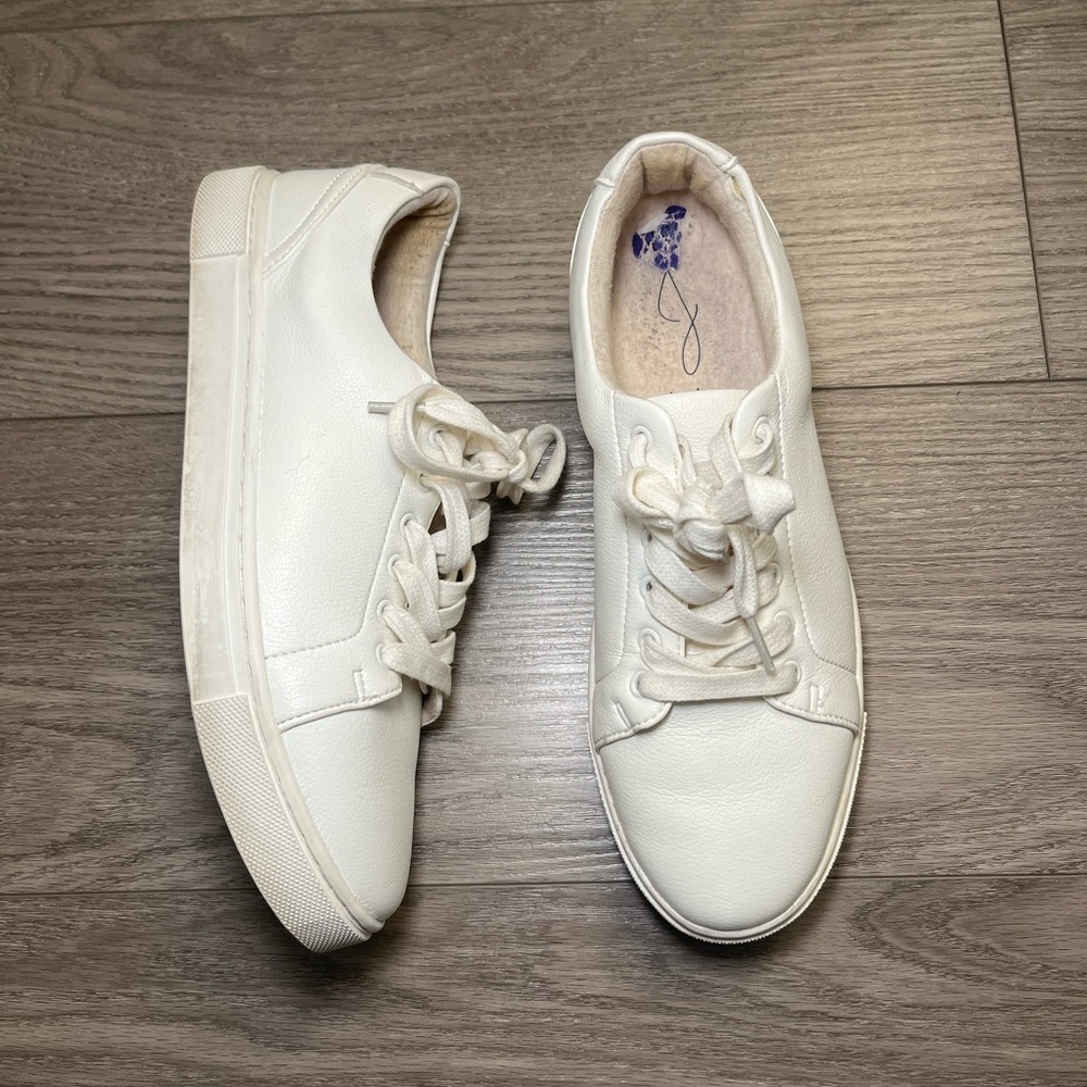 Joie White Faux Leather Sneakers Size 8.5 Women’s Casual Comfortable Everyday - Picture 3 of 12